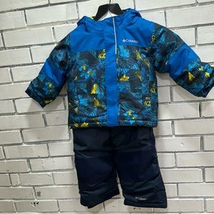 Columbia 2-Piece Snowsuit Set Size 2T Brand New Condition